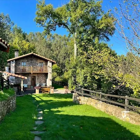 El Currillo Preciosa Al Lado Cabarceno Lodge