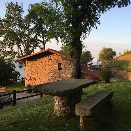 El Currillo, Preciosa Al Lado Cabarceno