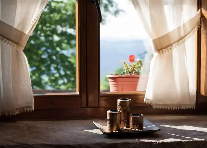 El Currillo, Preciosa Al Lado Cabarceno Argomilla