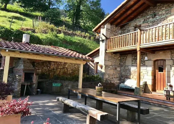 El Currillo, Preciosa Al Lado Cabarceno *