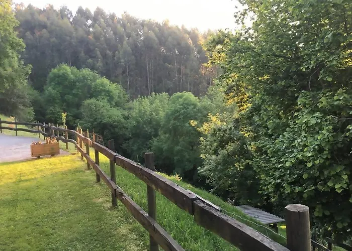 El Currillo, Preciosa Al Lado Cabarceno